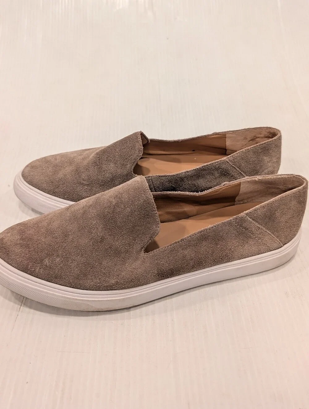 FRANCO SARTO Mitchell Taupe Suede Slip-On Loafers Sneakers Size 8.5 Women's